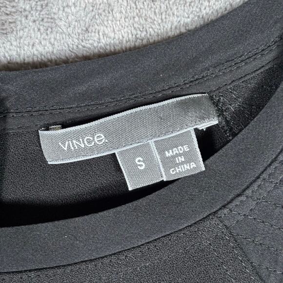 Vince Black Structured Short Sleeve Top Women’s Size Small - Picture 2 of 3